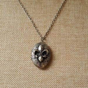 Jewelry Necklace Locket - vintage inspired